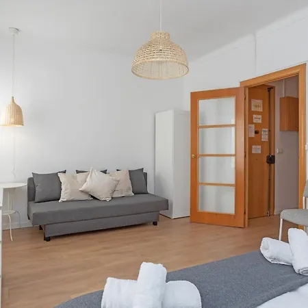 Housalia Lepant 3 Bedroom Apartment 300 Meters De Sagrada Familia Barcelone Extérieur photo