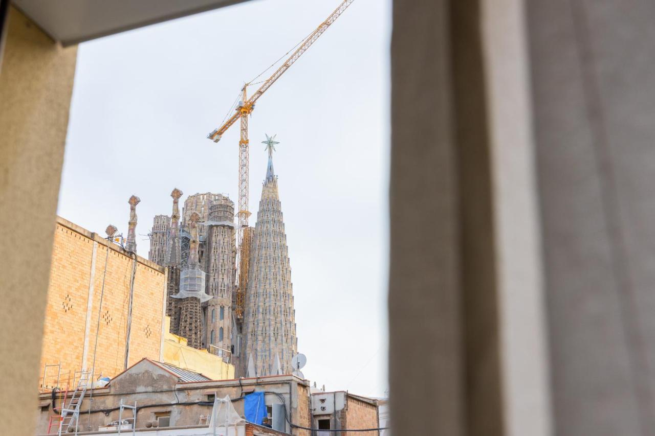 Apartment Housalia Lepant 3 Bedroom 300 Meters De Sagrada Familia Barcelona
